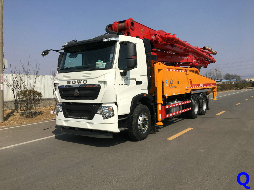 小型混凝土泵車，天泵，混凝土泵車，小型泵車