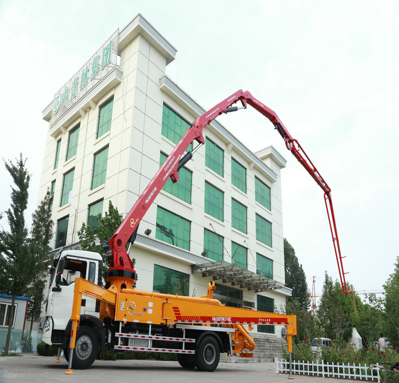 混凝土泵車，小型混凝土泵車，天泵