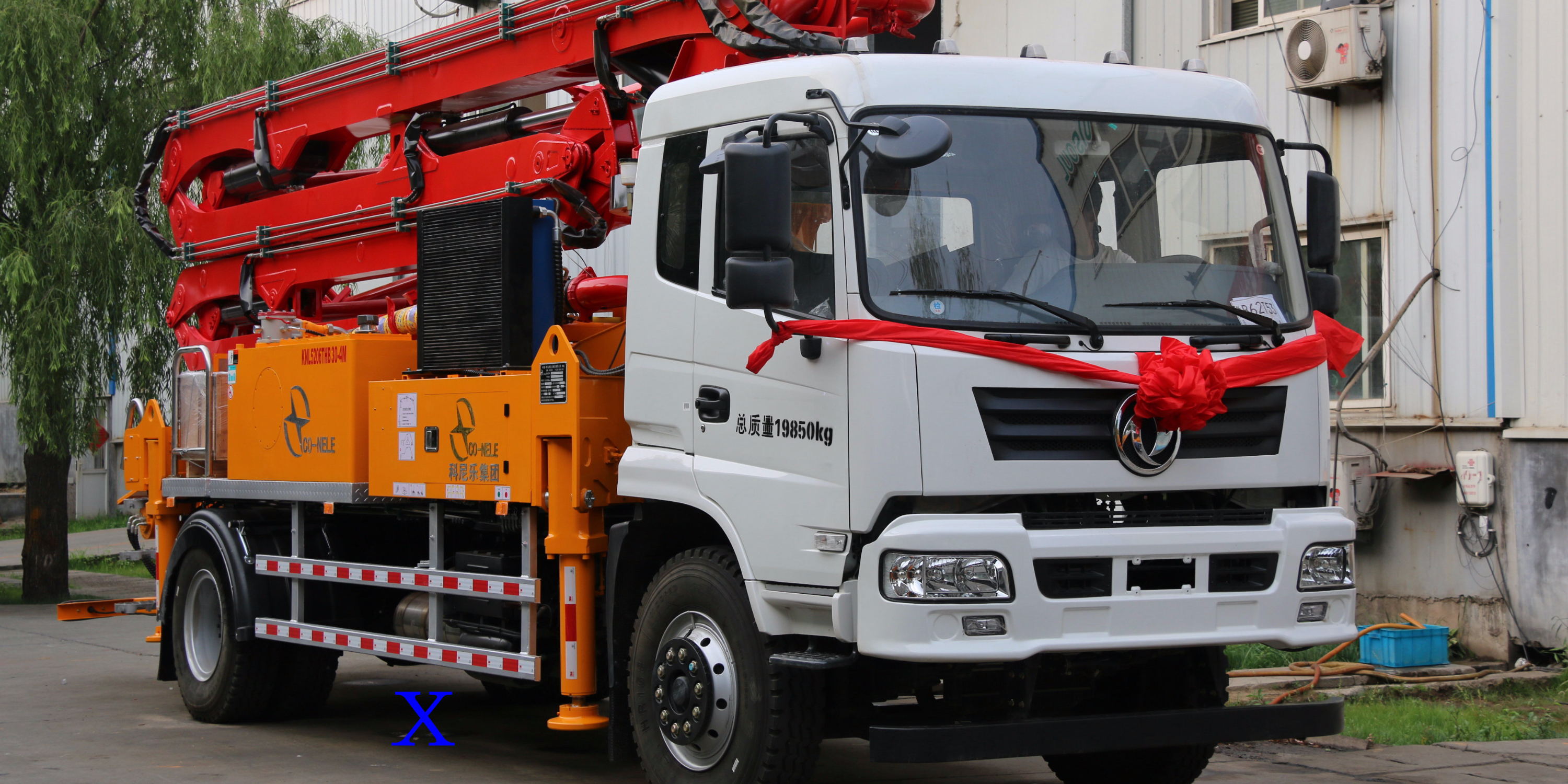 小型泵車機(jī)油使用注意事項